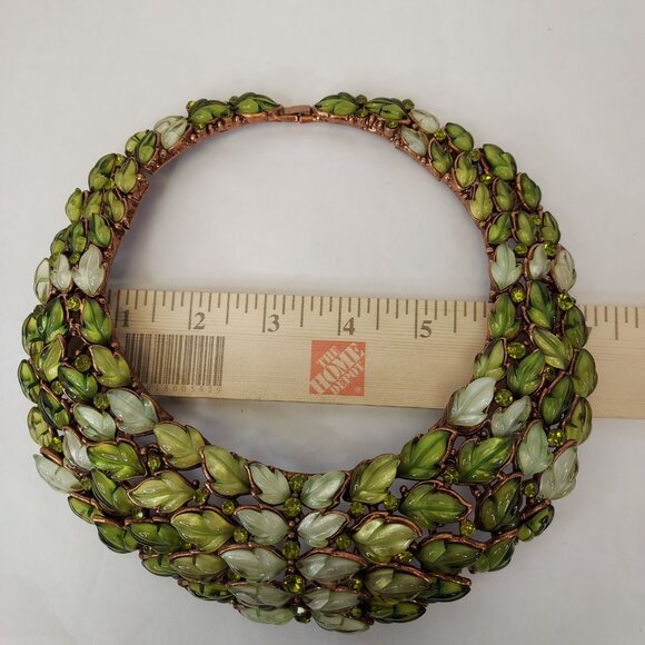 Vintage Copper Lucite Leaves Set Choker Necklace Post Earrings Green Rhinestone - Picture 14 of 16